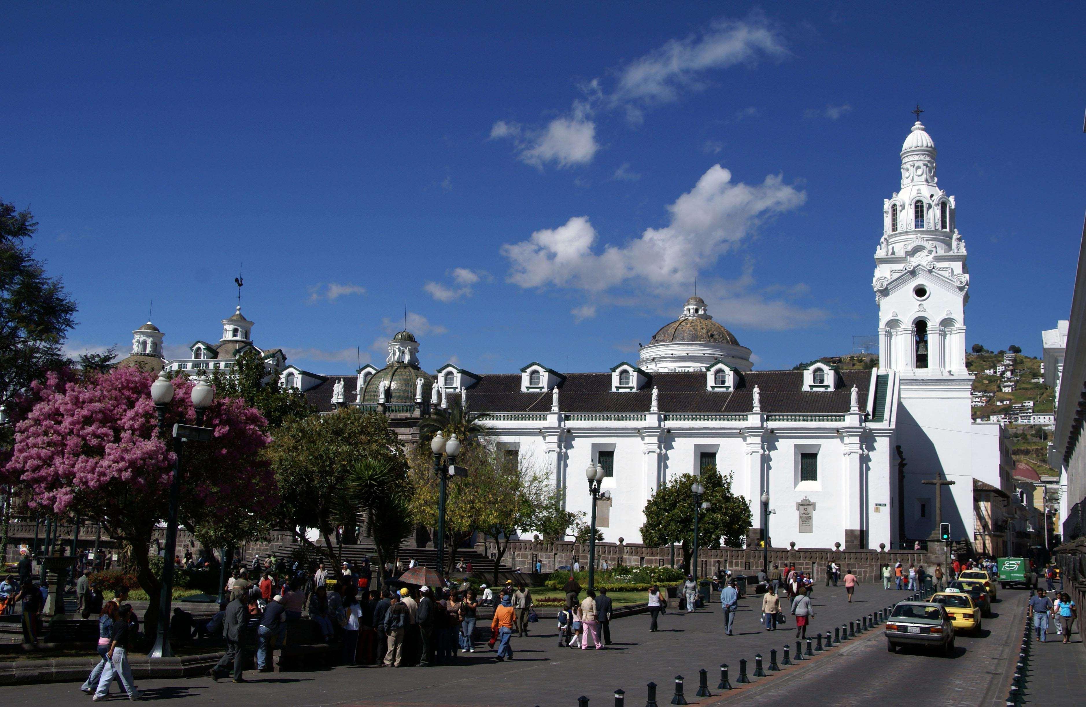 Hilton Colon Quito Hotel Экстерьер фото